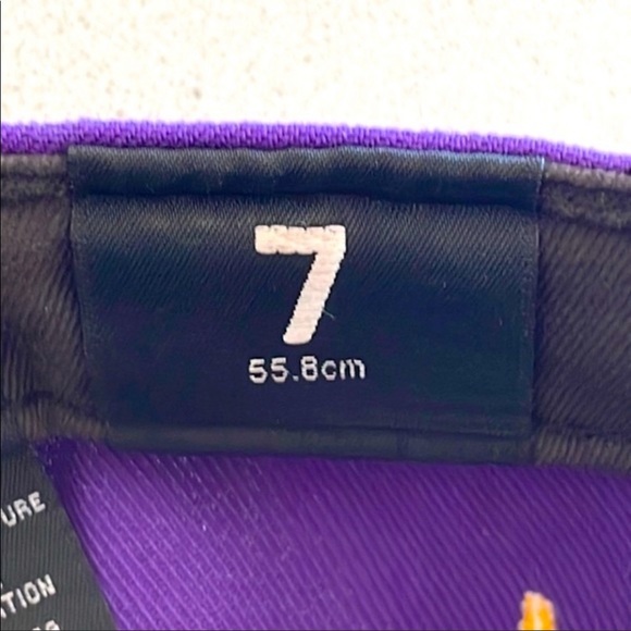 Lakers New Era Fitted Cap Size 7 - Picture 13 of 13